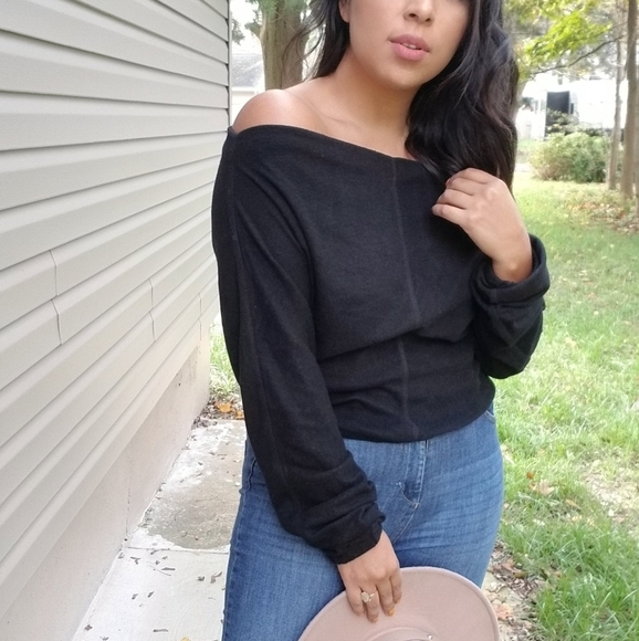 FLASHSALE⚡JUST FOR FUN BLACK OFF SHOULDER SWEATER - Picture 5 of 16
